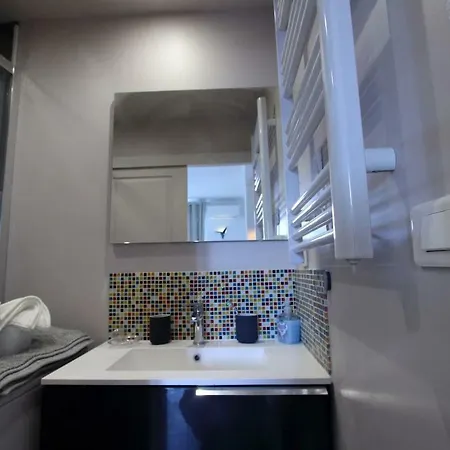 De 3 Pieces Entierement Renove. Apartamento *